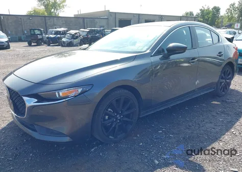 2024 Mazda Mazda3 2.5 S Select Sport z USA, uszkodzony, nr VIN 3MZBPABM8RM413883